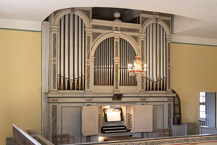 Orgel in der Engelkirche Hinterhermsdorf