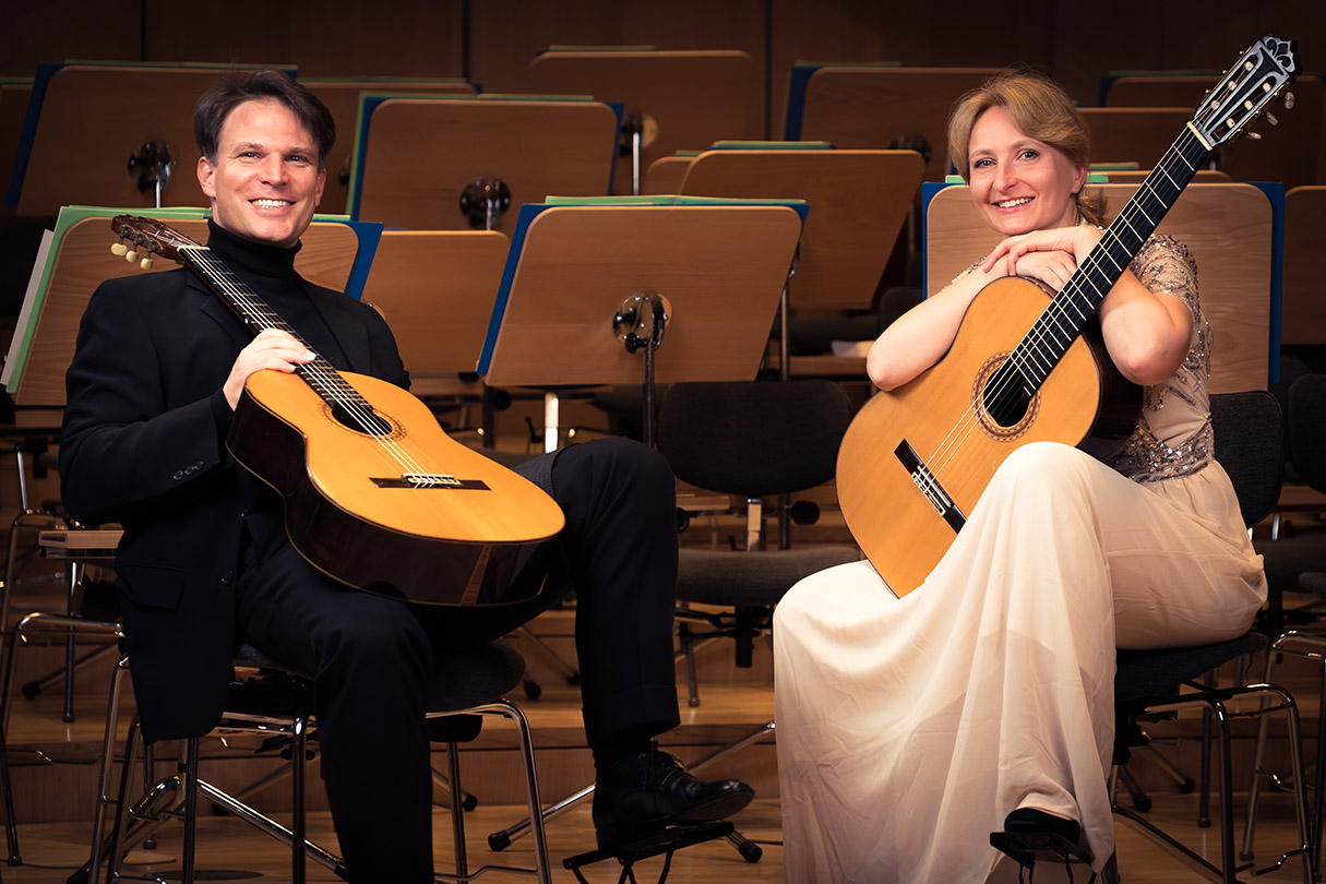 Duo Guitartes (Dresden): Anne-Kathrin Gerbeth und Bernhard Dolch · Foto: Björn Kadenbach