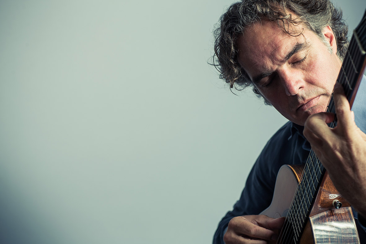 Falk Zenker (Weimar) · Gitarre & Live Looping · Foto: Guido Werner
