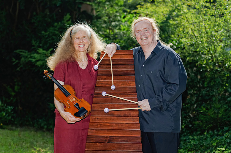 orbis duo (Lübeck): Page Woodworth · Violine, Matthias Krohn · Marimba · Foto: Alexander Jensko (2012)