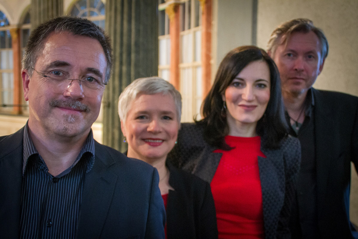 Steffen-Peschel-Band: Uta Hoffmann · Gesang, Olga Nowikowa · Piano, Steffen Peschel · Bass, Sascha Mock · Percussion