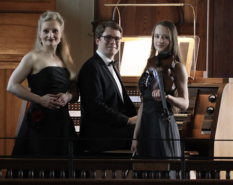 Kerstin Auerbach · Alt, Greta Grötzschel · Violine, Friedrich Sacher · Orgel